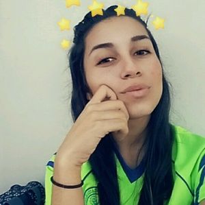 Meet your Posher, Raquel